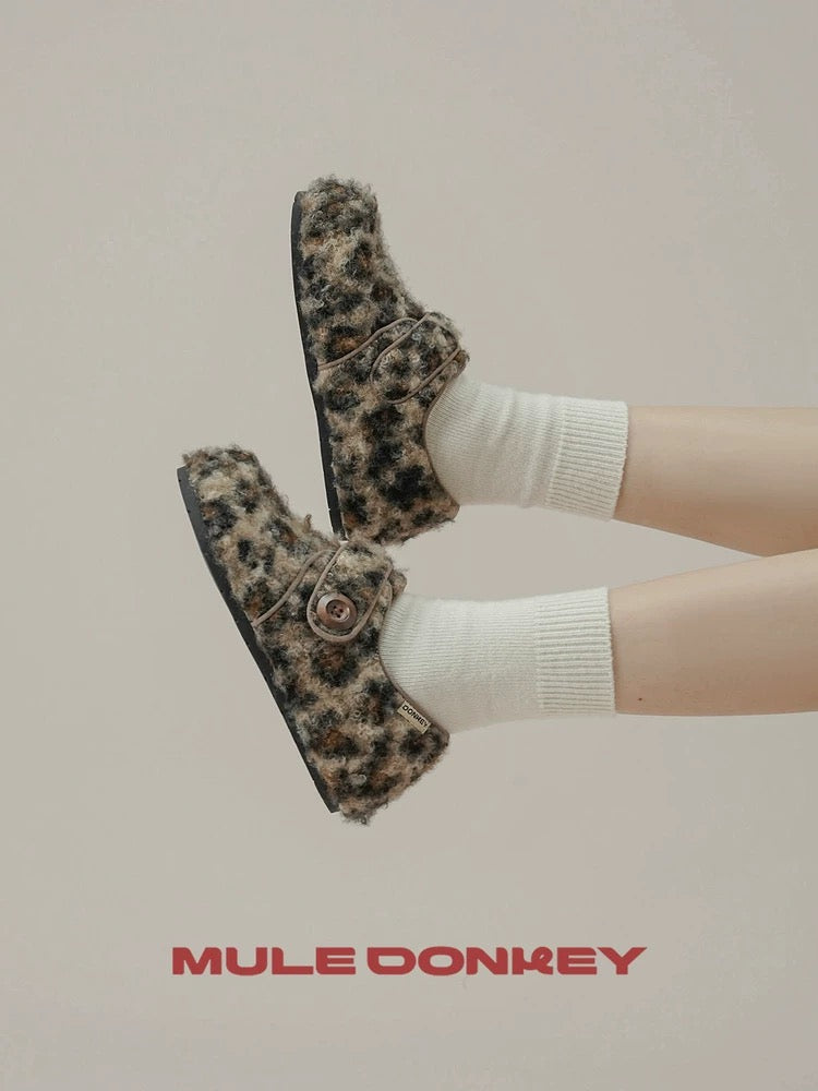 MULE DONKEY Women's Fuzzy Clog Mule