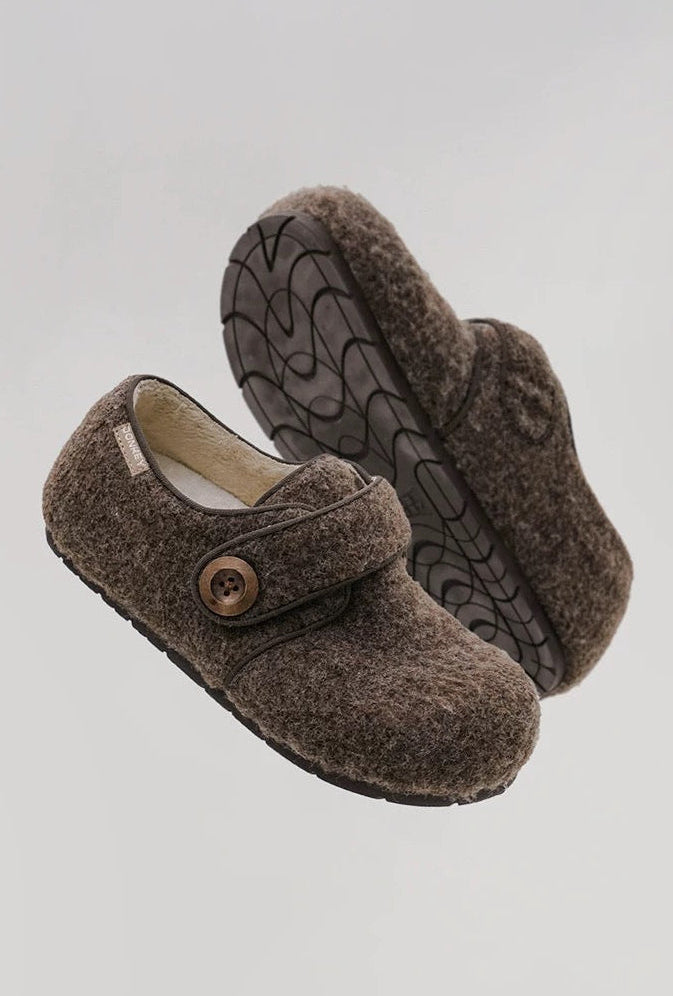 MULE DONKEY Women's Fuzzy Clog Mule