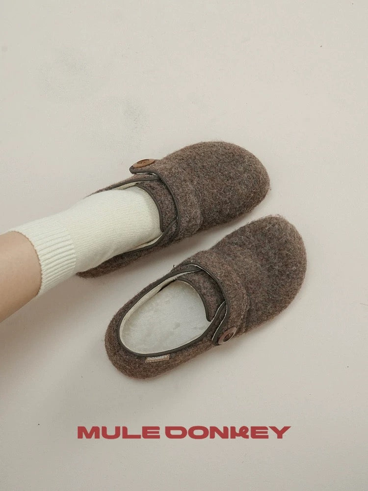 MULE DONKEY Women's Fuzzy Clog Mule