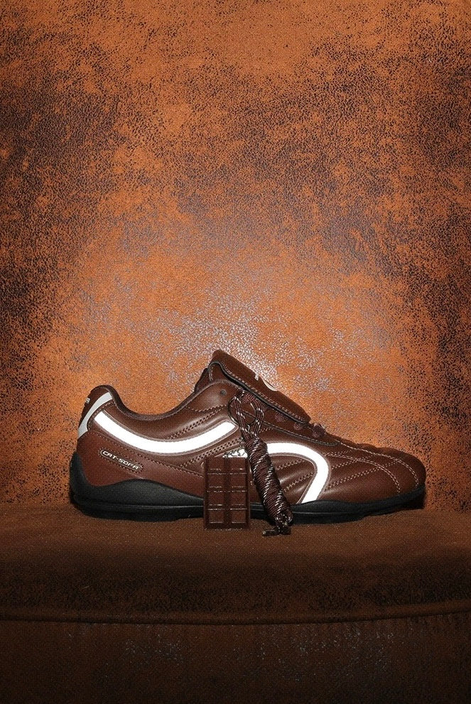 Cat & Sofa Lightweight Leather Slim Sneakers