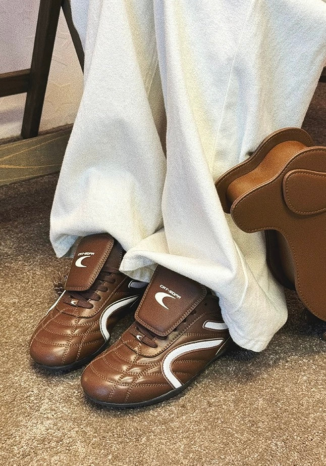 Cat & Sofa Lightweight Leather Slim Sneakers